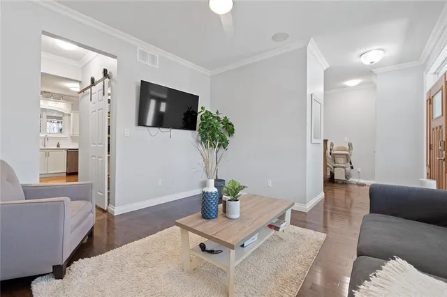 Additional image 12 of 870 BEACH Blvd