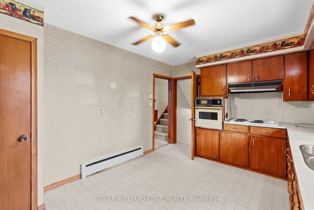 Additional image 13 of 1352 Centre Rd