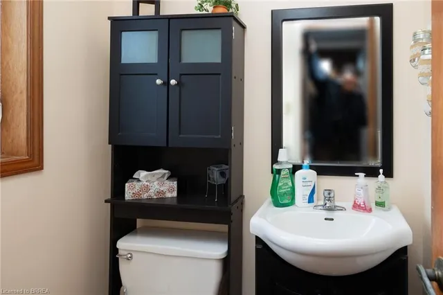 Additional image 35 of 2606 Harrisburg Rd