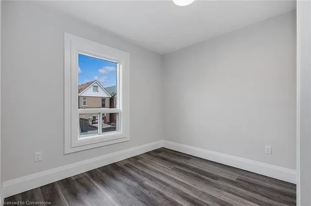 Additional image 15 of 42 Arthur Ave