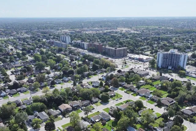 Additional image 14 of 35 DOROTHY St