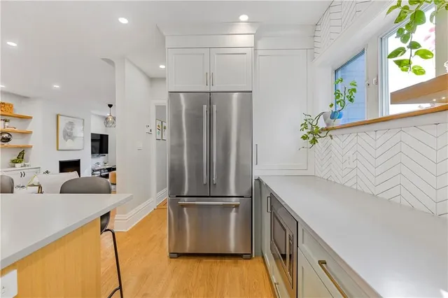 Additional image 22 of 74 HYDE PARK Ave