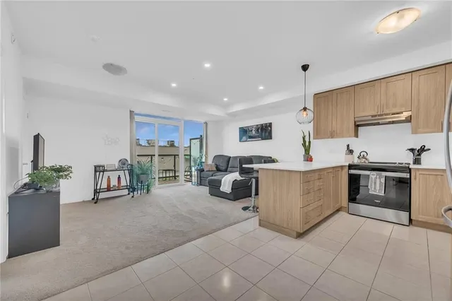 Additional image 9 of 5 HAMILTON St Unit 212