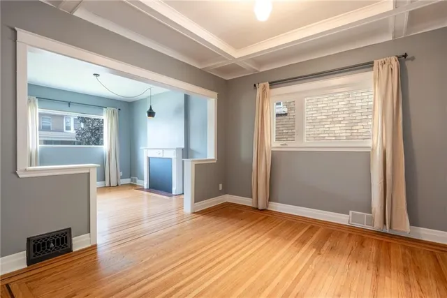 Additional image 7 of 46 ROSSLYN Ave