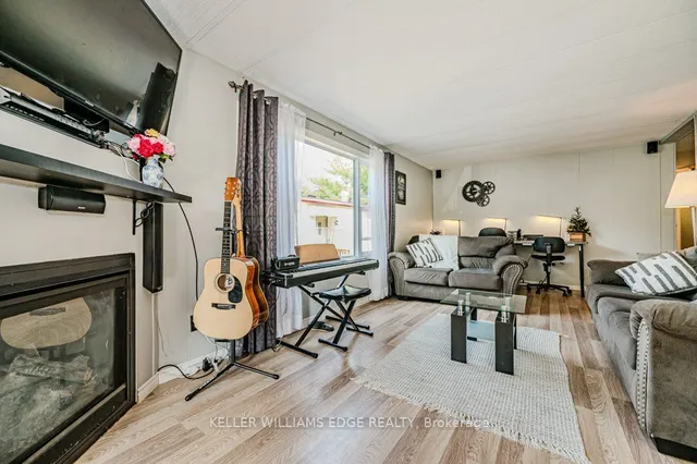 Additional image 8 of 148 Maple Cres