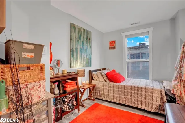 Additional image 17 of 135 James Street South St Unit 612