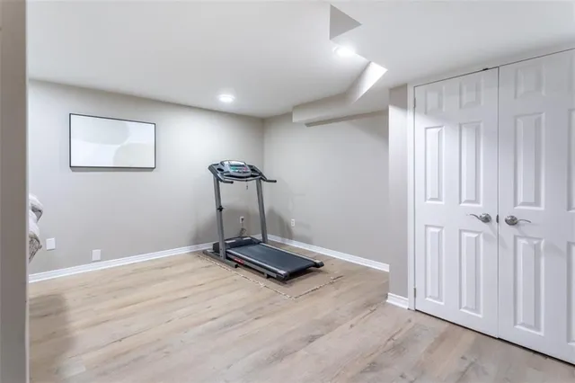 Additional image 31 of 48 KARSH Cres