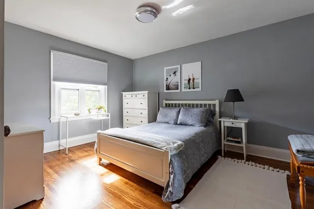 Additional image 46 of 952 MONTCLAIR Ave