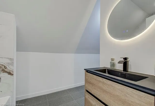 Additional image 35 of 48 Sanford Ave