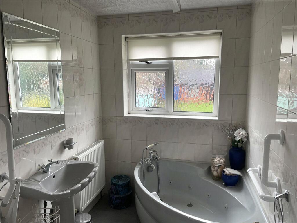 Additional image 15 of Westacre Gardens, Birmingham, West Midlands, B33