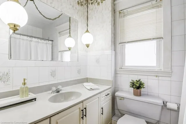 Additional image 18 of 113 Kensington Ave