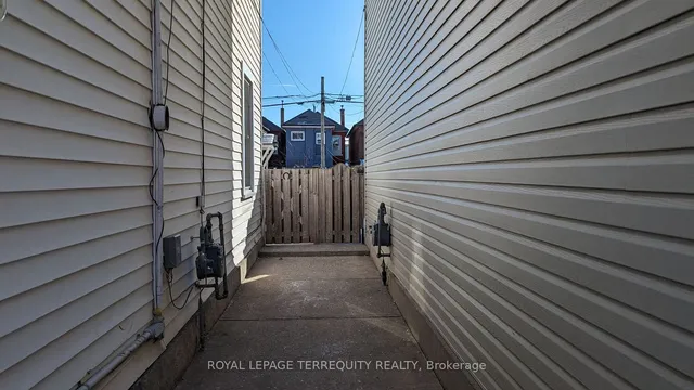 Additional image 3 of 24 Cheever St