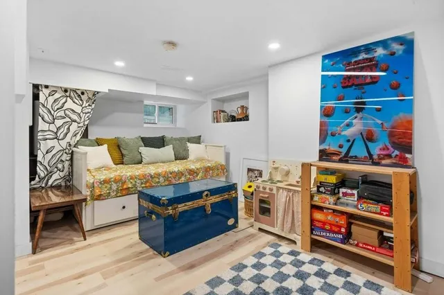 Additional image 30 of 120 GIBSON Ave