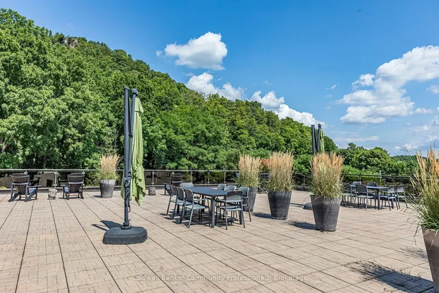 Additional image 37 of 397 King St Unit 207