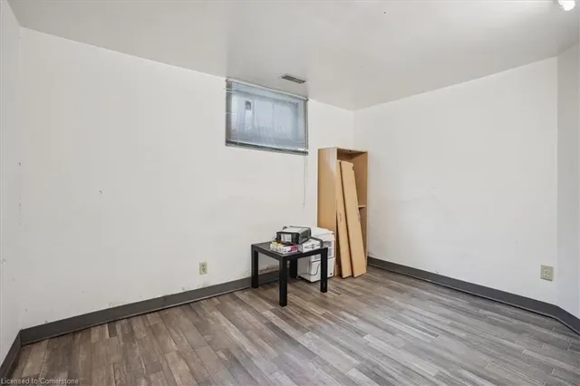 Additional image 27 of 142 Emerson St