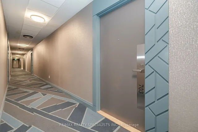 Additional image 4 of 415 Main St Unit 703