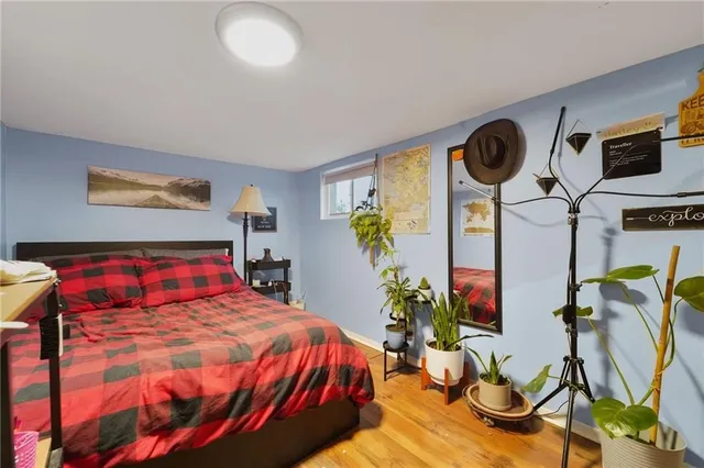 Additional image 30 of 105 WARD Ave