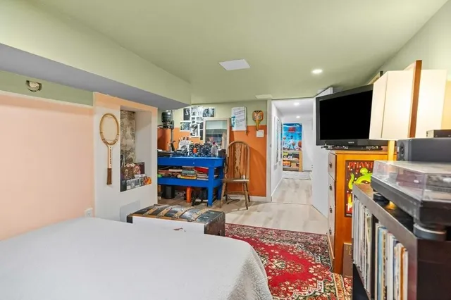 Additional image 36 of 120 GIBSON Ave