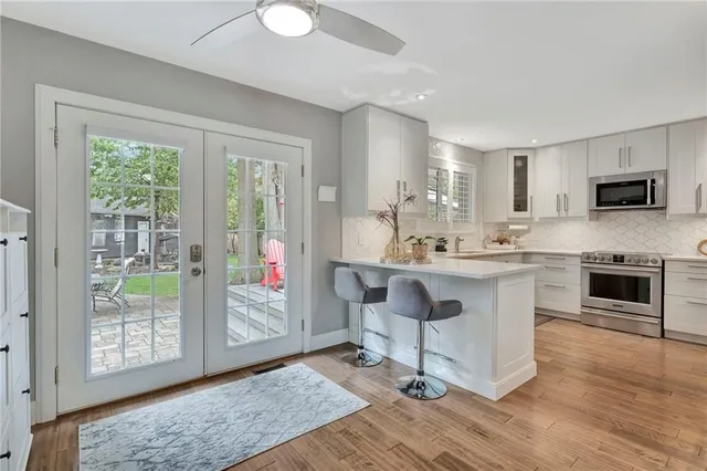 Additional image 9 of 240 PARKSIDE Dr