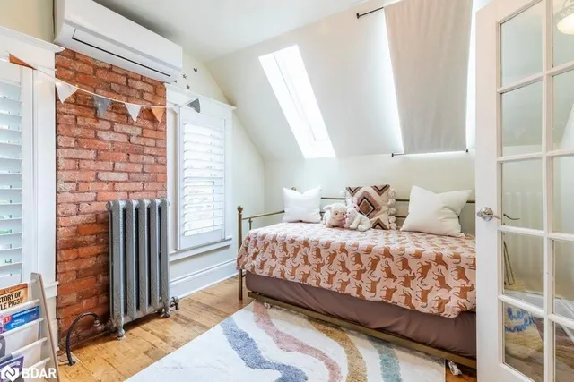 Additional image 41 of 109 Fairleigh Ave