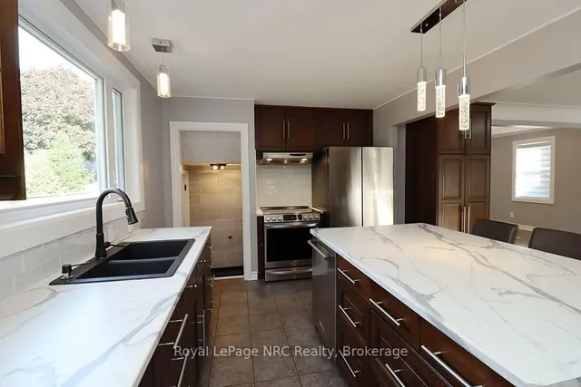 Additional image 6 of 873 Upper Wellington St