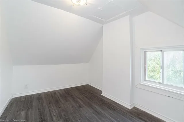 Additional image 34 of 683 Wilson St