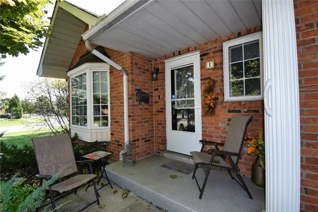 Additional image 2 of 20 MEADOWLANDS Blvd Unit 1