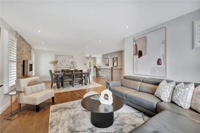 Additional image 7 of 240 PARKSIDE Dr