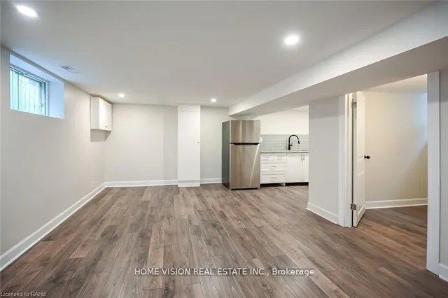 Additional image 12 of 659 Upper Wellington St