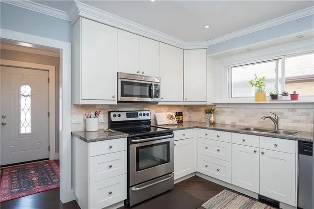 Additional image 17 of 33 Harold St