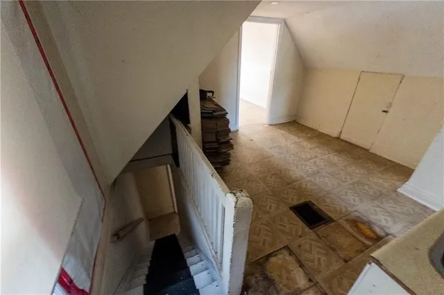 Additional image 17 of 41 MUNROE St