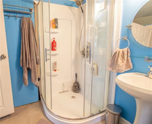 Additional image 16 of 195 KENSINGTON Ave