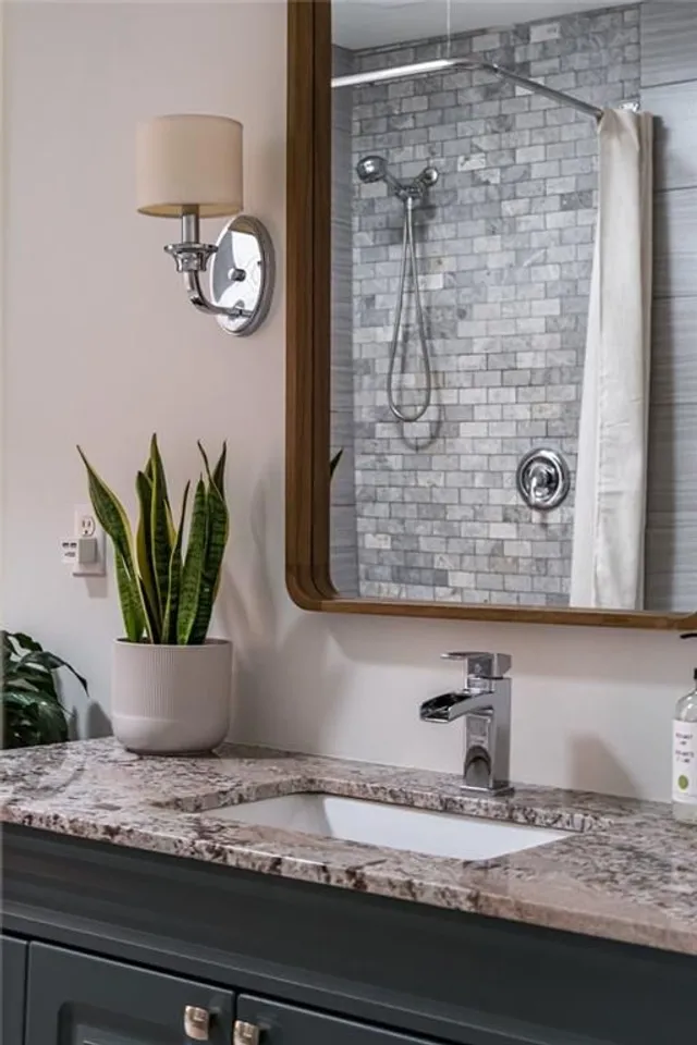 Additional image 27 of 187 CAROLINE St