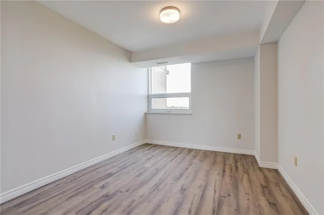 Additional image 20 of 500 GREEN Rd Unit 903