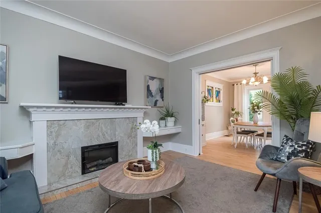 Additional image 9 of 78 GAGE Ave