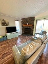 Additional image 5 of 323 Mons Lake Drive