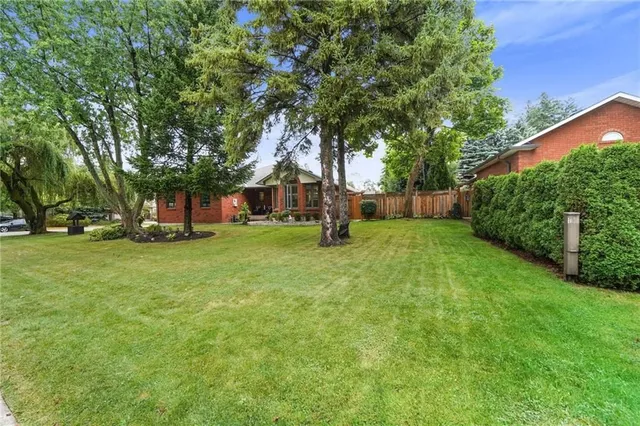 Additional image 4 of 524 CALDER St