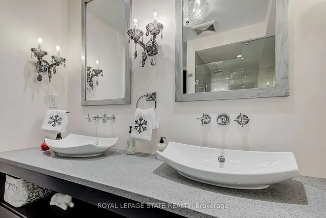 Additional image 21 of 397 King St Unit 215