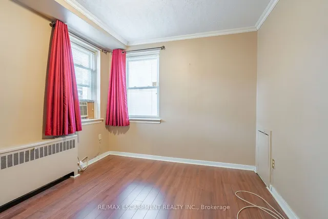 Additional image 12 of 4 ROBINSON St Unit 5