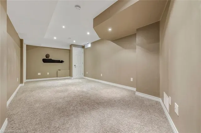 Additional image 38 of 80 Powell Dr