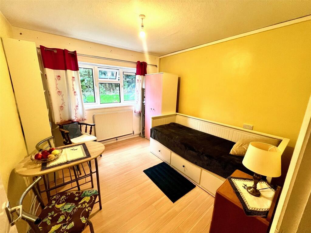 Additional image 4 of Mapleton Grove, Birmingham, West Midlands, B28