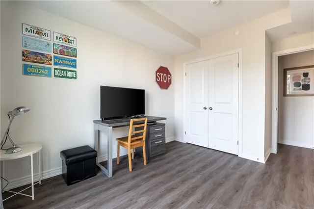 Additional image 24 of 2750 KING St Unit 203