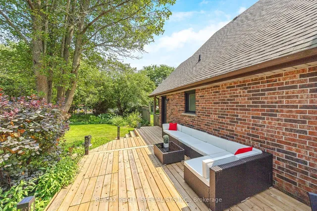 Additional image 34 of 6 Vanstraalen St