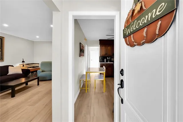 Additional image 6 of 8 LAMPTON Pl