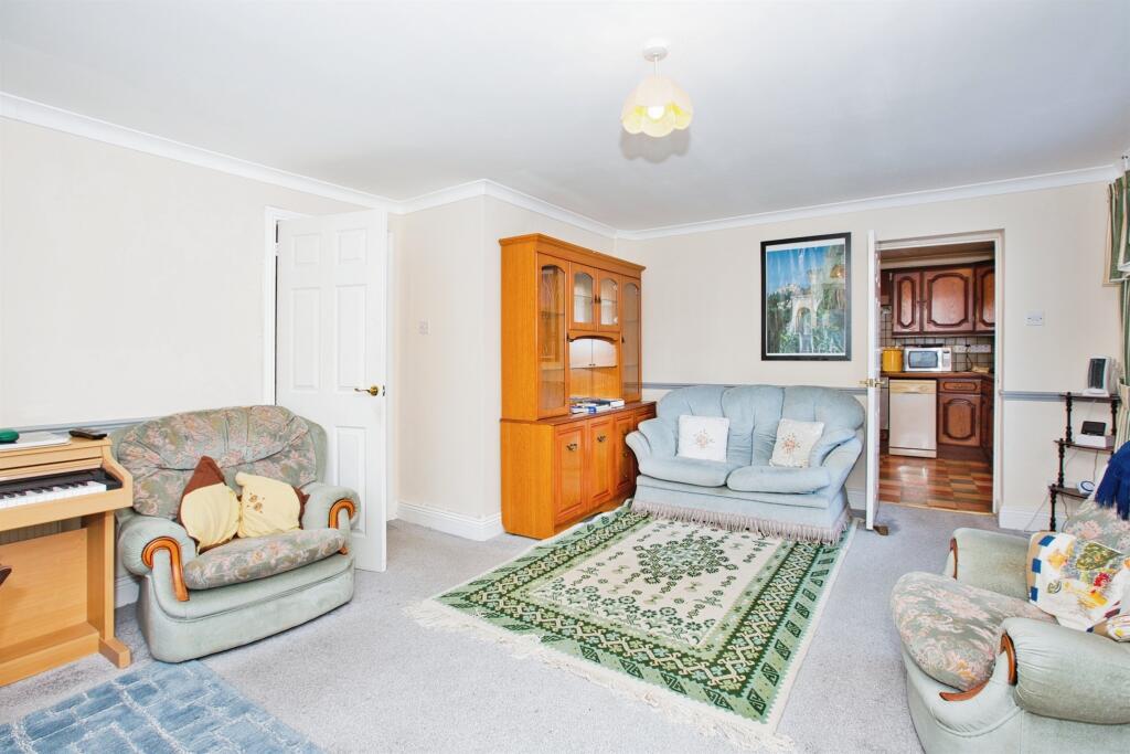 Additional image 4 of Welland Road, Yeovil