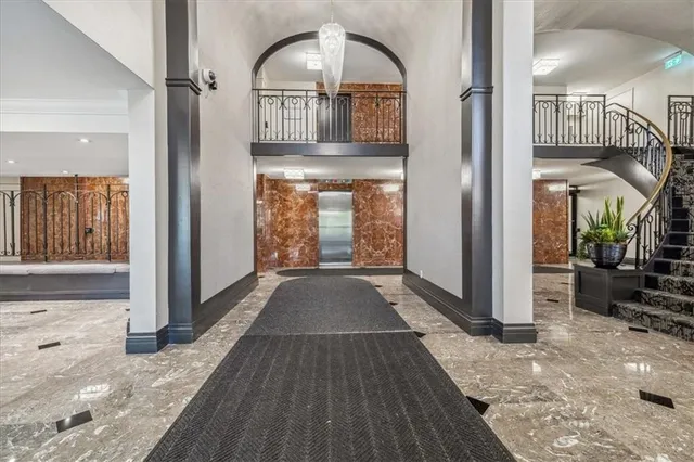 Additional image 7 of 500 GREEN Rd Unit 1411