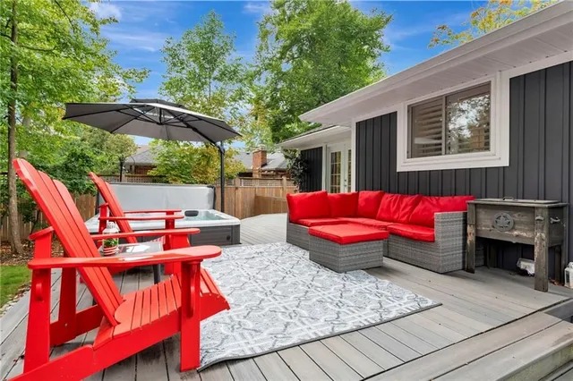 Additional image 28 of 240 PARKSIDE Dr