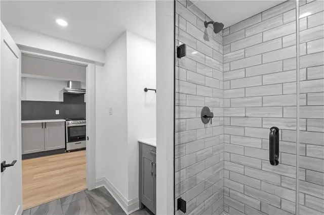 Additional image 35 of 286 EAST 18TH St