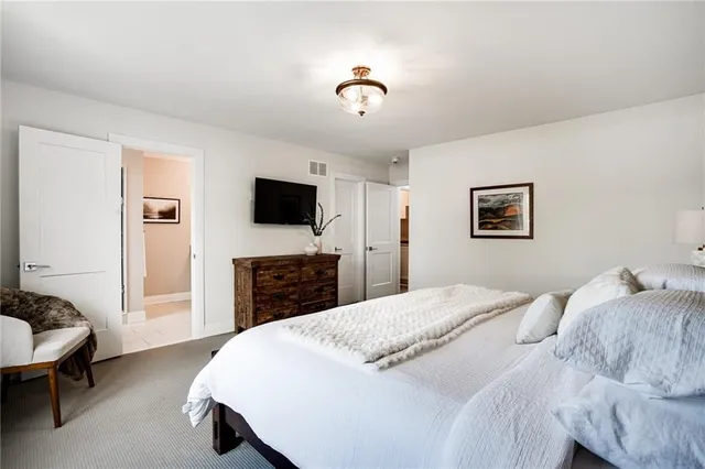 Additional image 29 of 201 HATT St