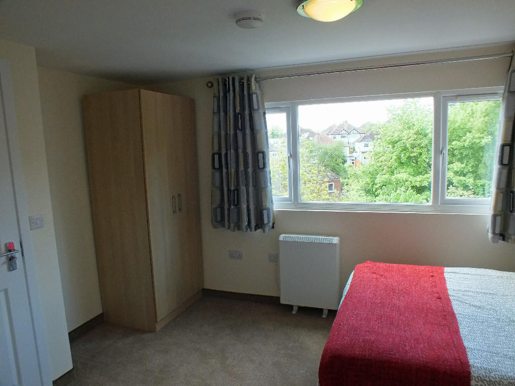 Additional image 6 of Deluxe ensuite student room, in a 2 bed duplex flat, Harborne, Birmingham